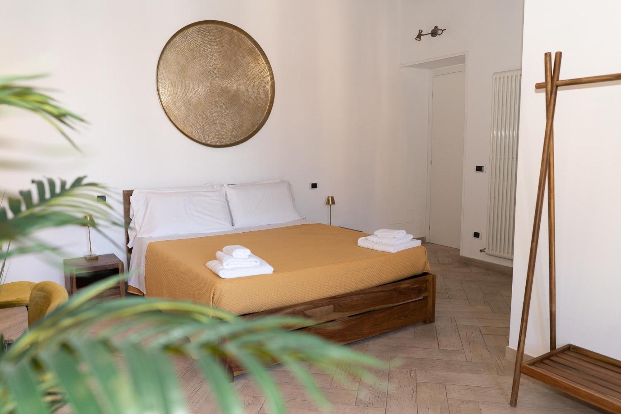Le Boutique Luxury *