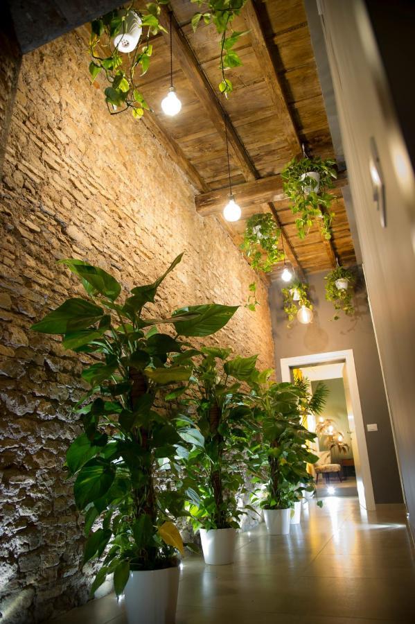 Le Boutique Luxury *